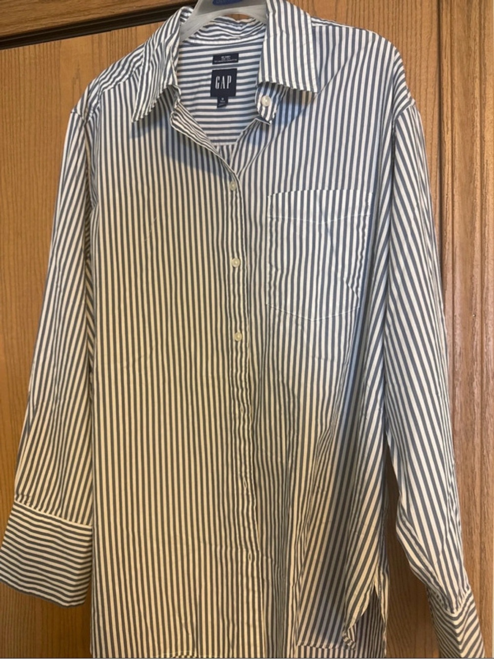 GAP Blue and White Vertical Stripe Button-Down Shirt